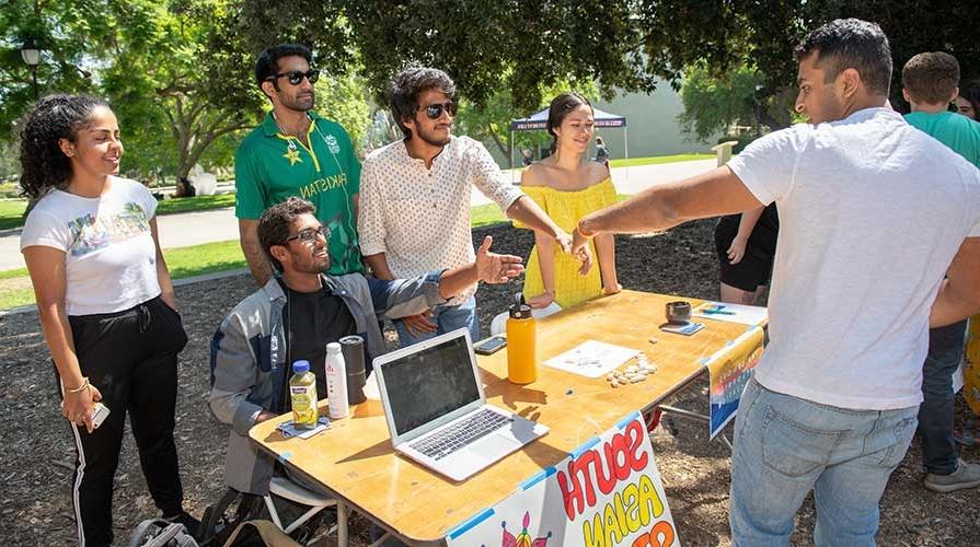 Students at the Oxy Involvement Fair