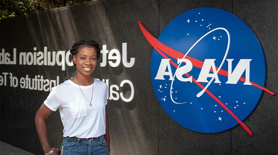 Oxy student intern at NASA's JPL