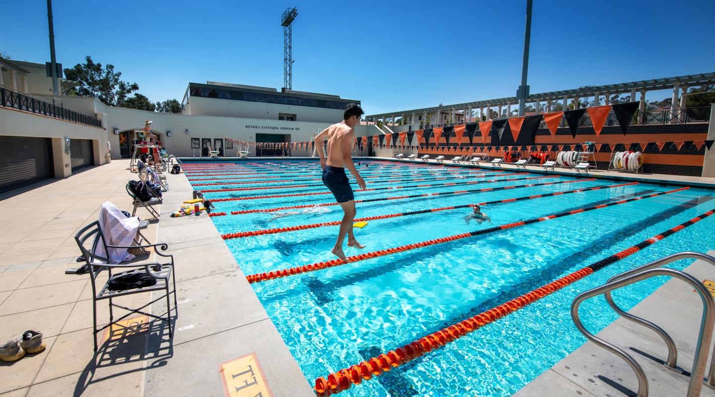 Oxy 体育运动, aquatics center