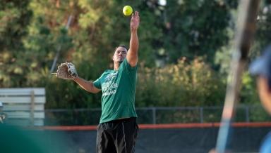 Los Amigos pitcher Freddy Hernandez