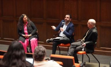 Director Omar Shakir from the Human Rights Watch talking to students